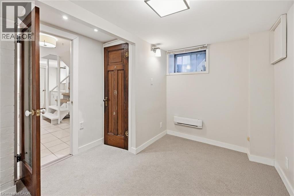 81 Carrick Avenue, Hamilton, ON - Indoor Photo Showing Other Room