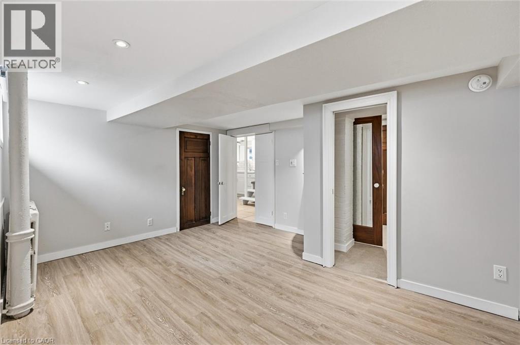 81 Carrick Avenue, Hamilton, ON - Indoor Photo Showing Other Room