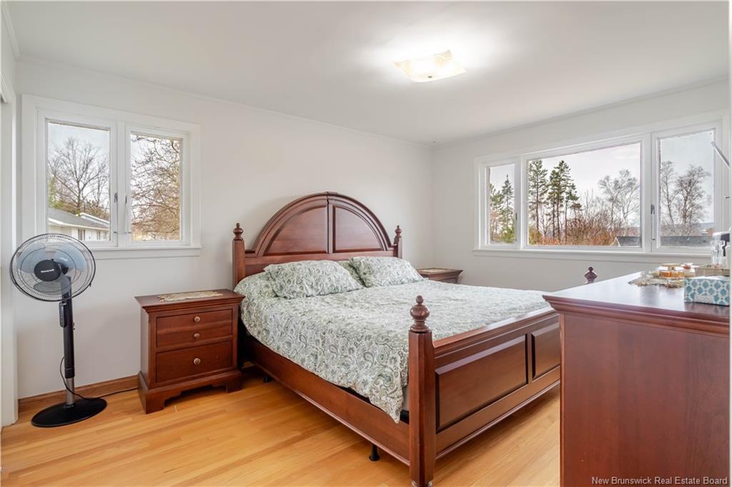 2 Robin Dr, Fredericton, NB