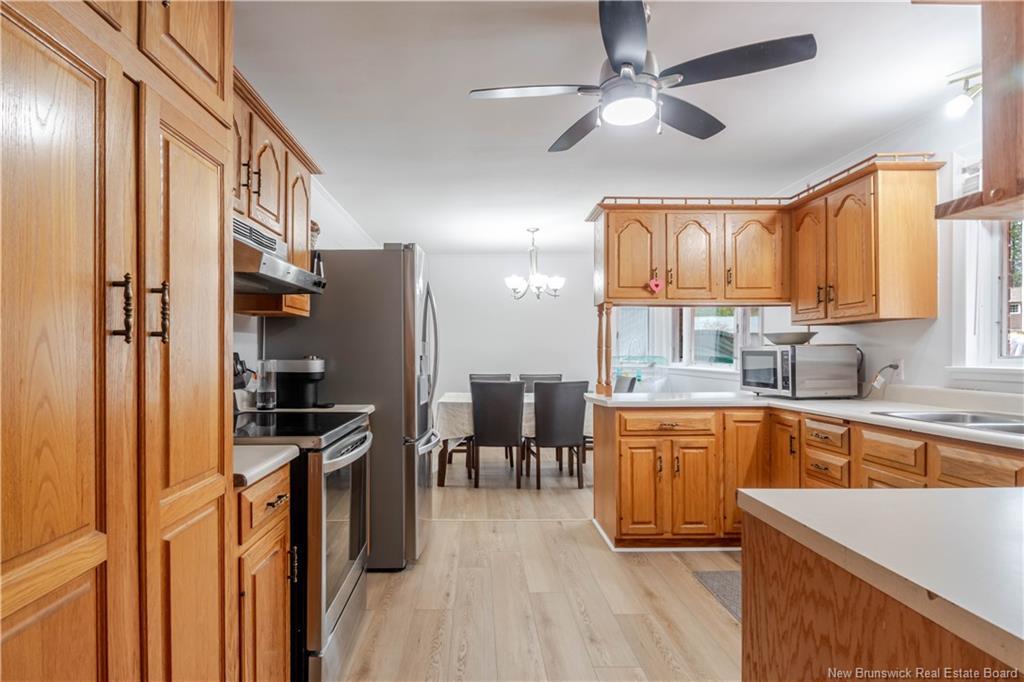 2 Robin Dr, Fredericton, NB