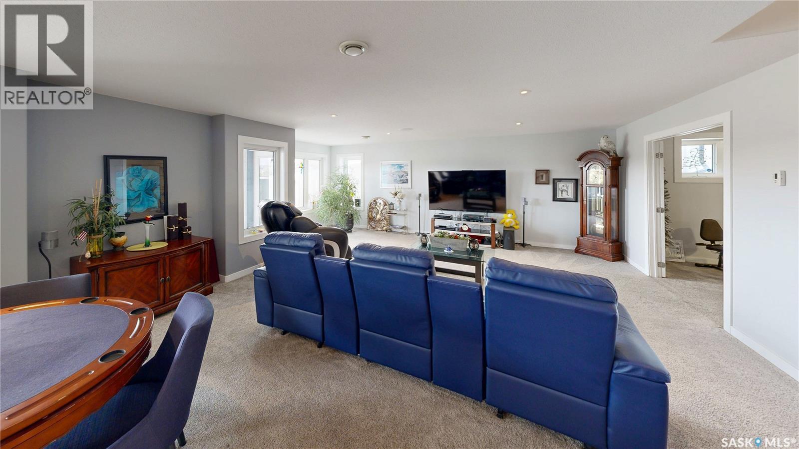 4369 Albulet Drive, Regina, SK - Indoor Photo Showing Living Room