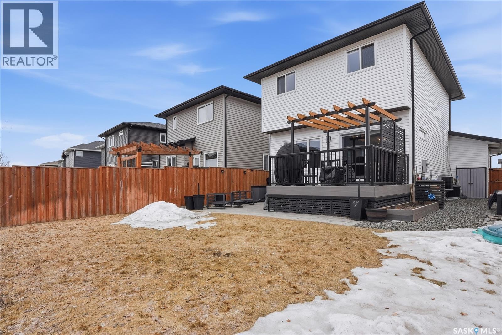 331 Dagnone Crescent, Saskatoon, SK