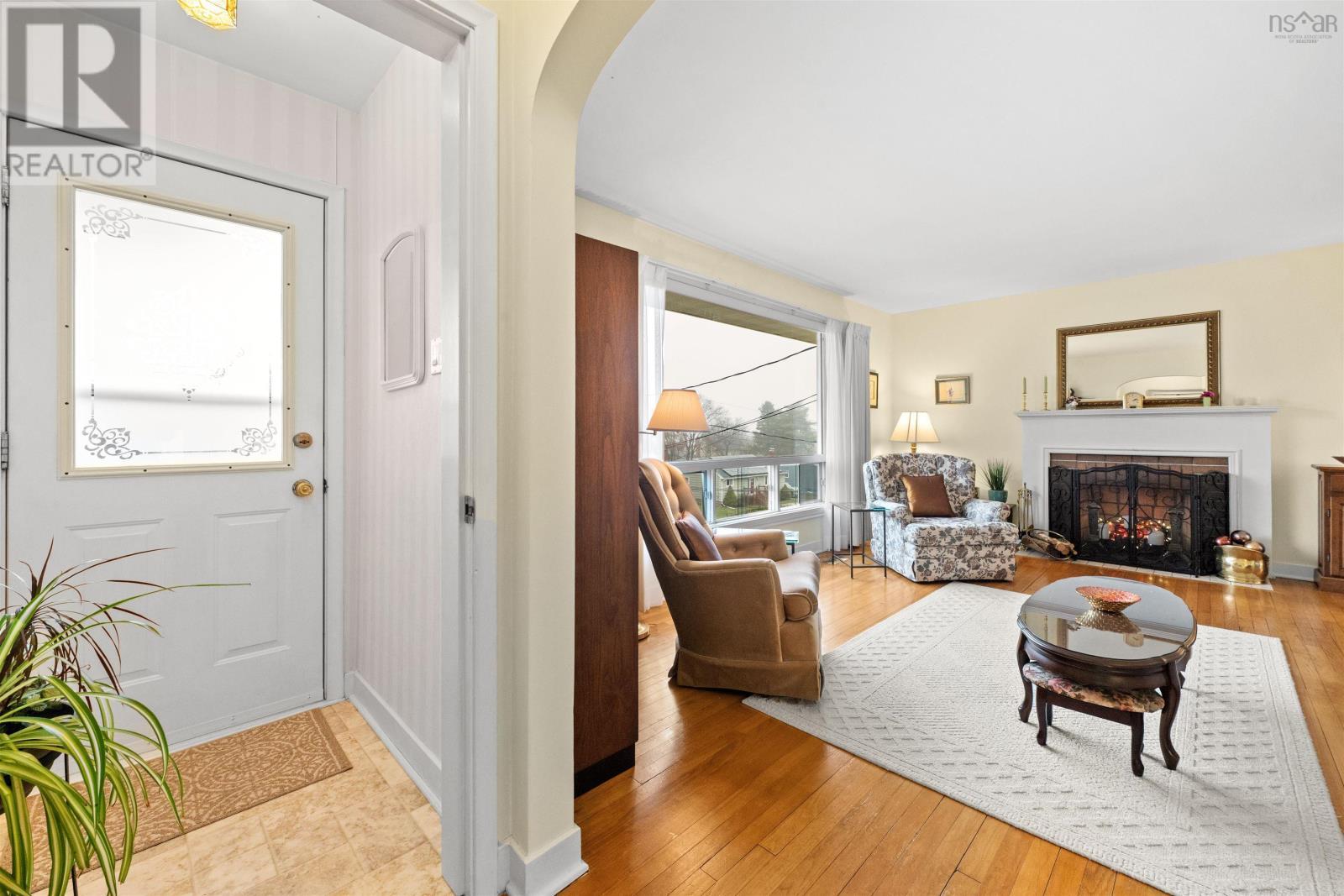 32 Canary Crescent, Halifax, NS