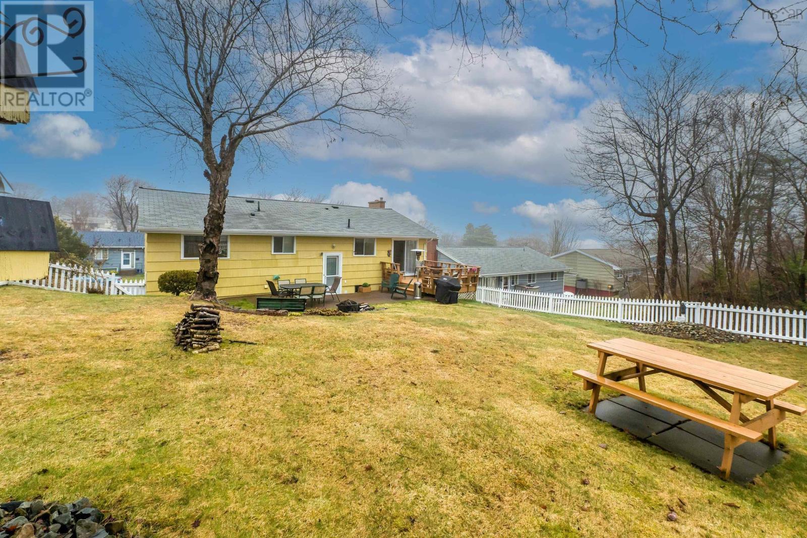 32 Canary Crescent, Halifax, NS