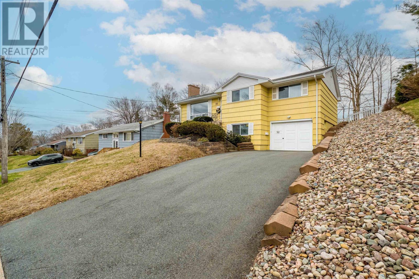 32 Canary Crescent, Halifax, NS