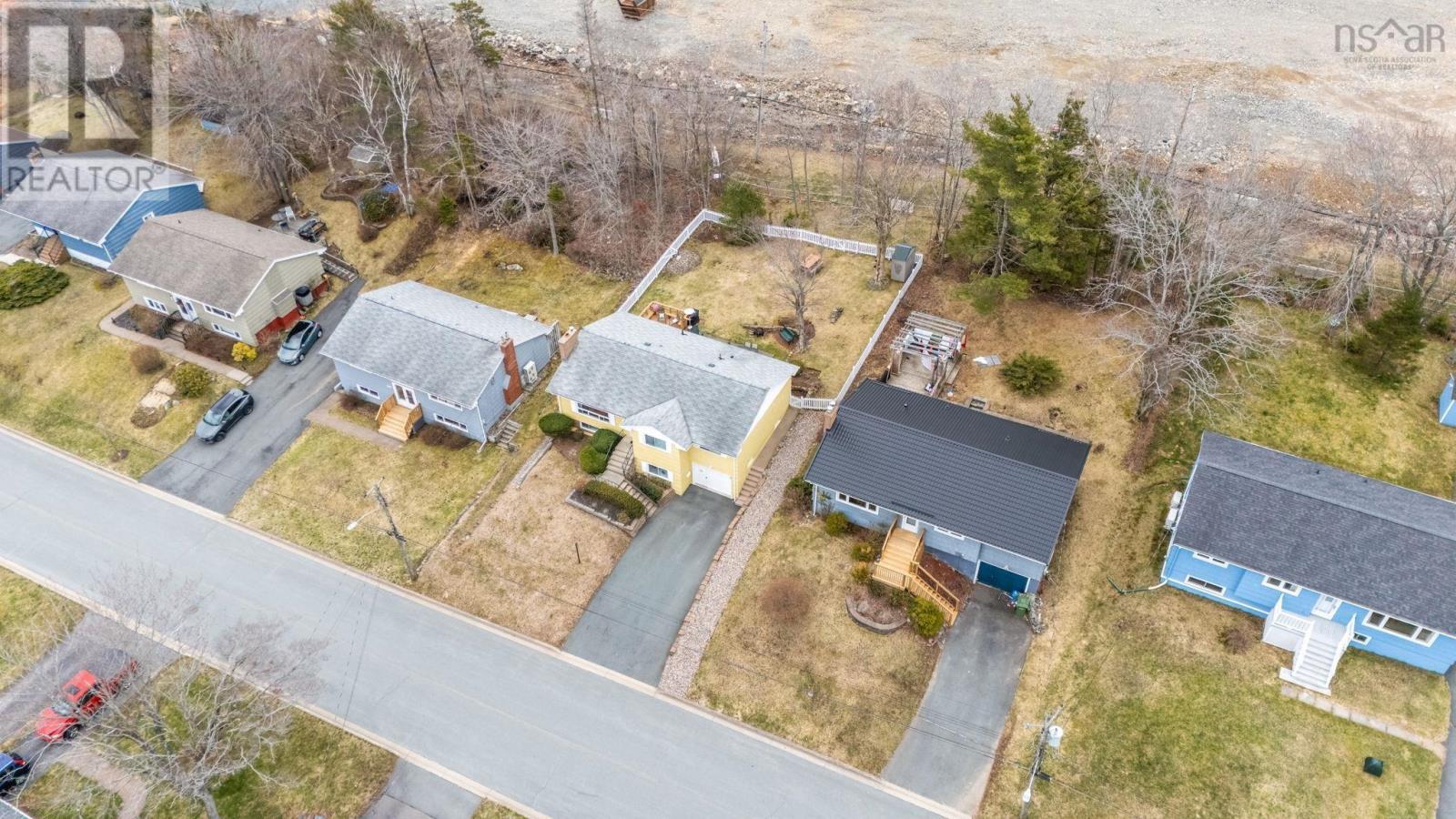 32 Canary Crescent, Halifax, NS