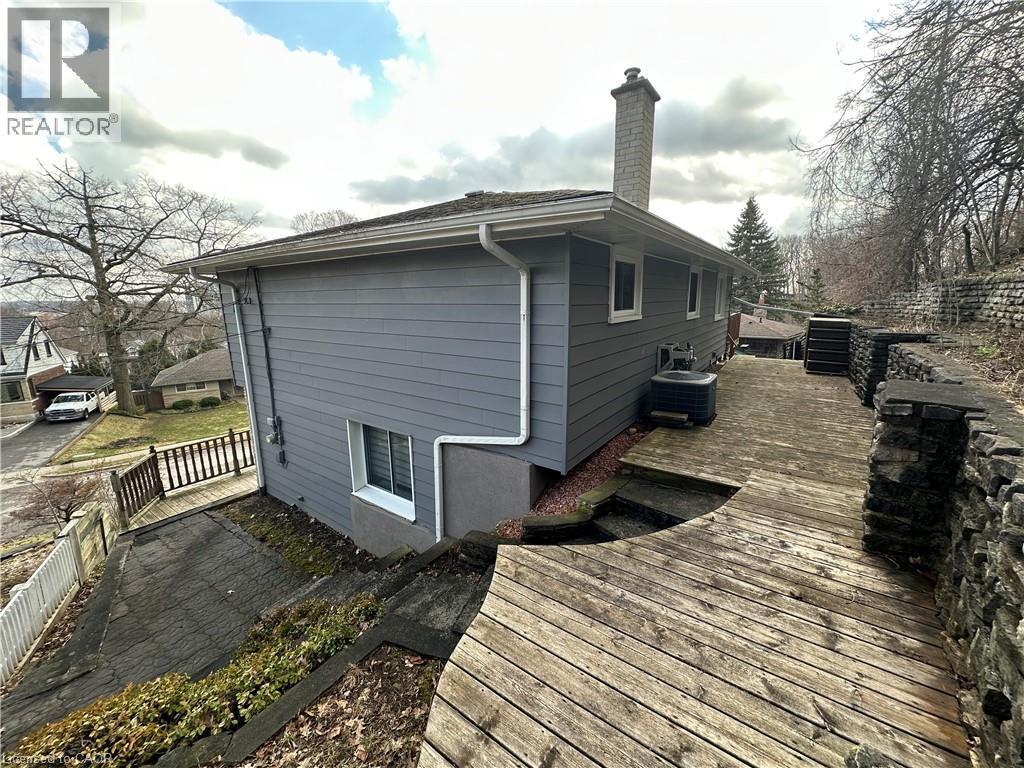 22 Dundonald Road, Cambridge, ON - Outdoor With Deck Patio Veranda