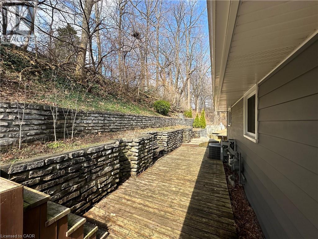22 Dundonald Road, Cambridge, ON - Outdoor