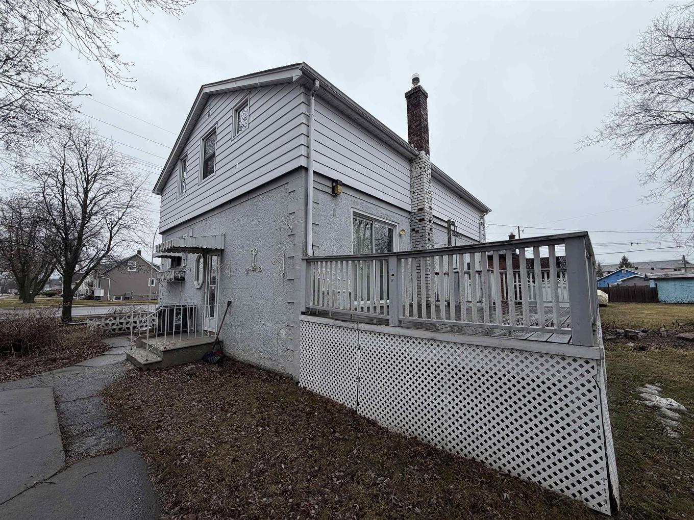 2101 Walsh Street E, Thunder Bay, ON
