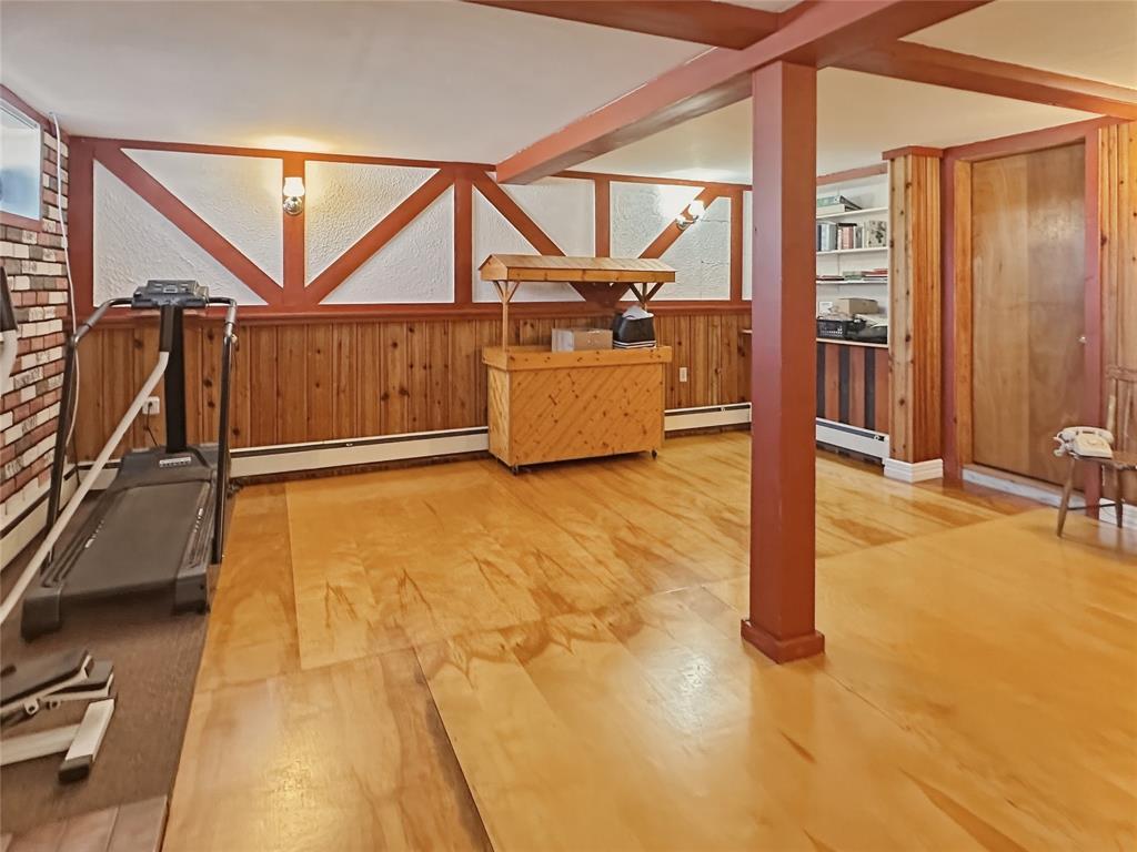 16 Spencer Road, Centreville, NL - Indoor