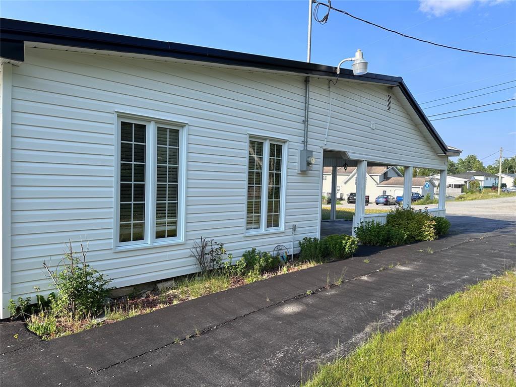 16 Spencer Road, Centreville, NL - Outdoor