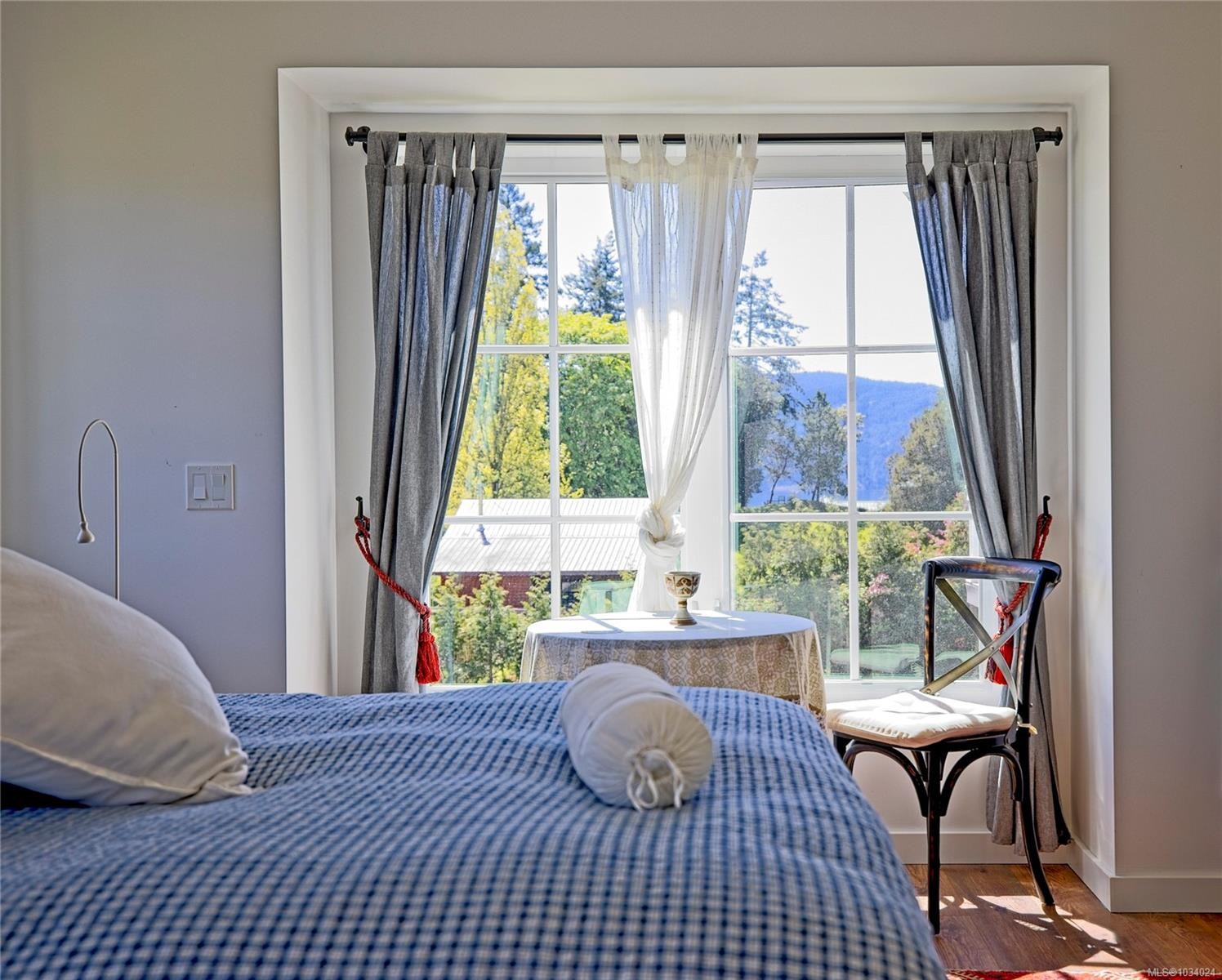 146 Tantramar Dr, Salt Spring, BC