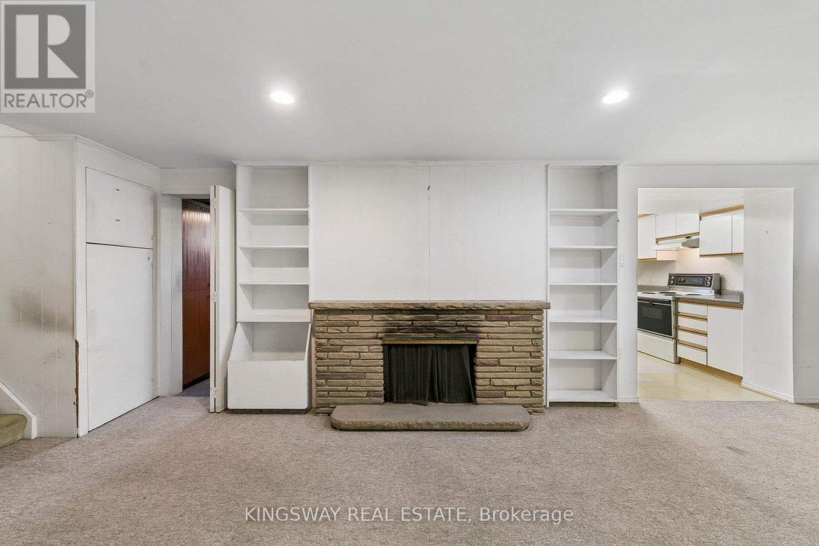 2175 Denise Road, Mississauga, ON - Indoor With Fireplace