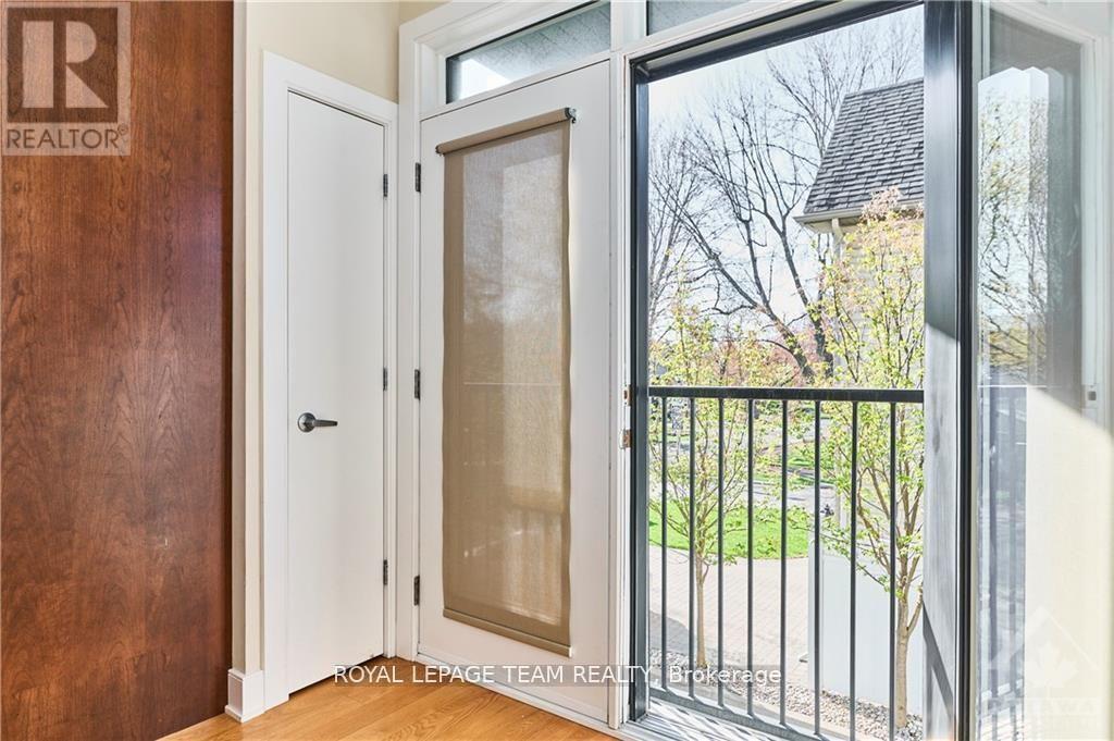 10 - 800 Melwood Avenue, Ottawa, ON - Indoor Photo Showing Other Room