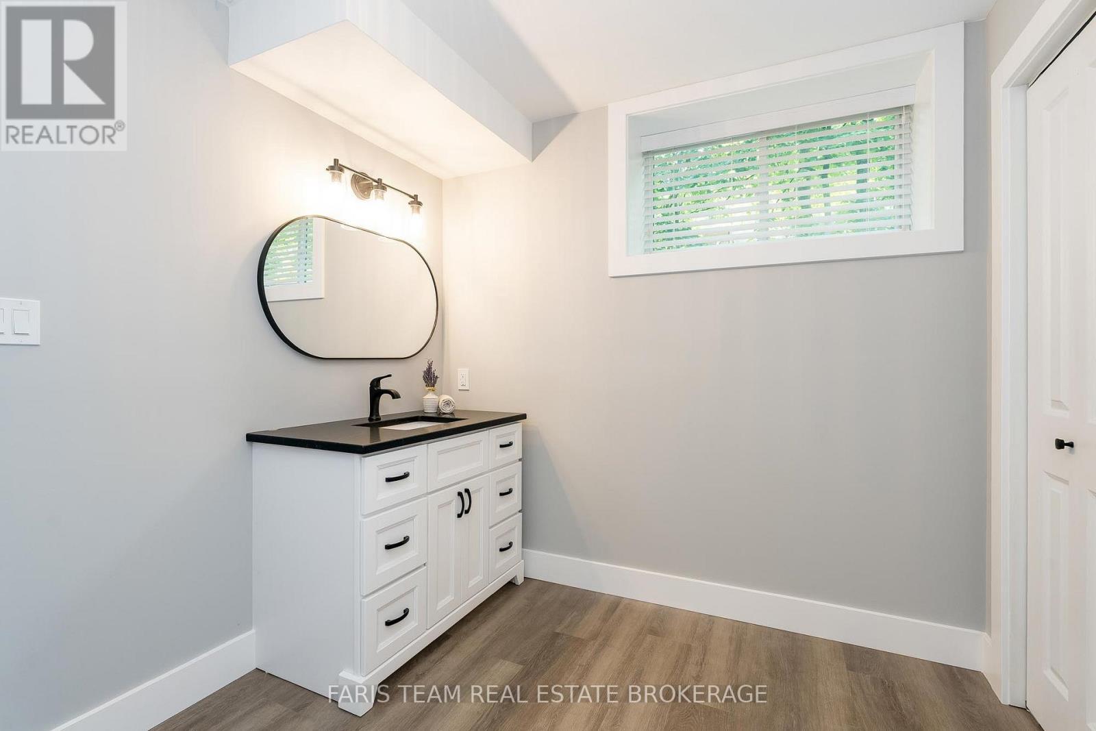 16 Tall Pines Drive, Tiny, ON
