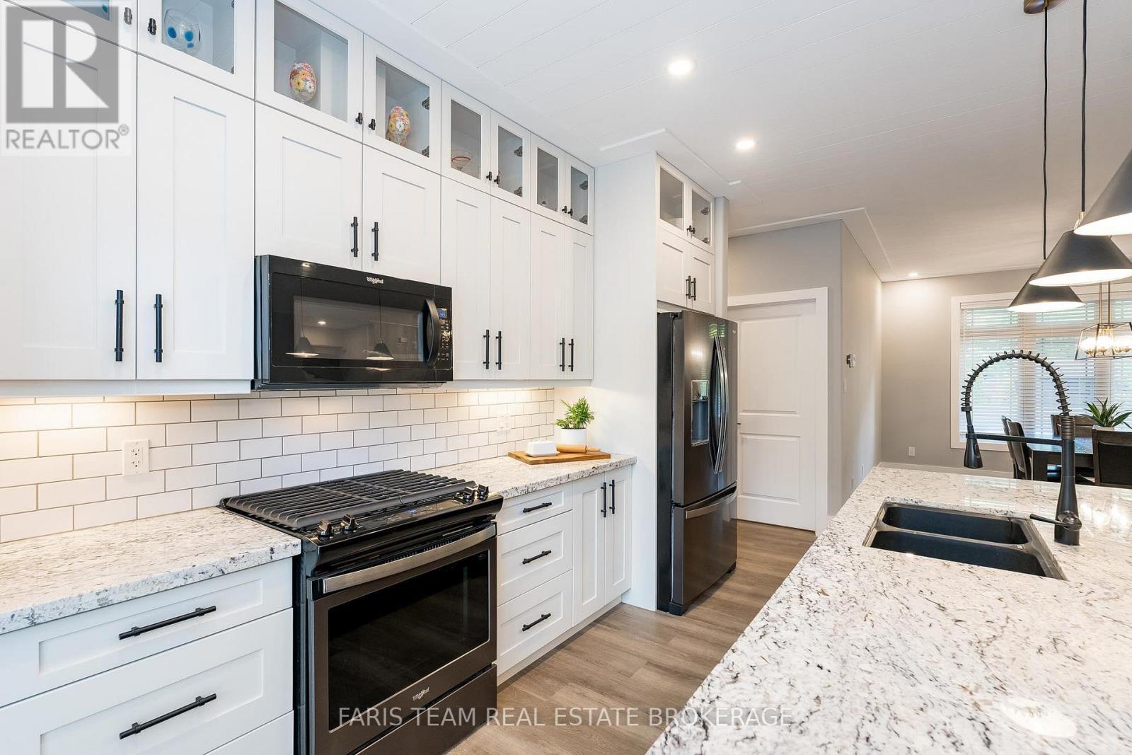 16 Tall Pines Drive, Tiny, ON