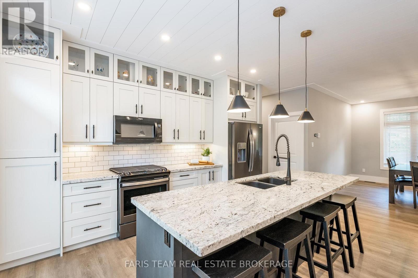 16 Tall Pines Drive, Tiny, ON