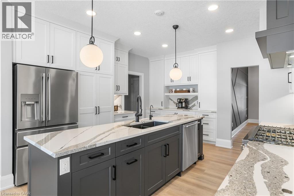 2 Cloverlea Crescent, St. George, ON - Indoor Photo Showing Kitchen With Double Sink With Upgraded Kitchen