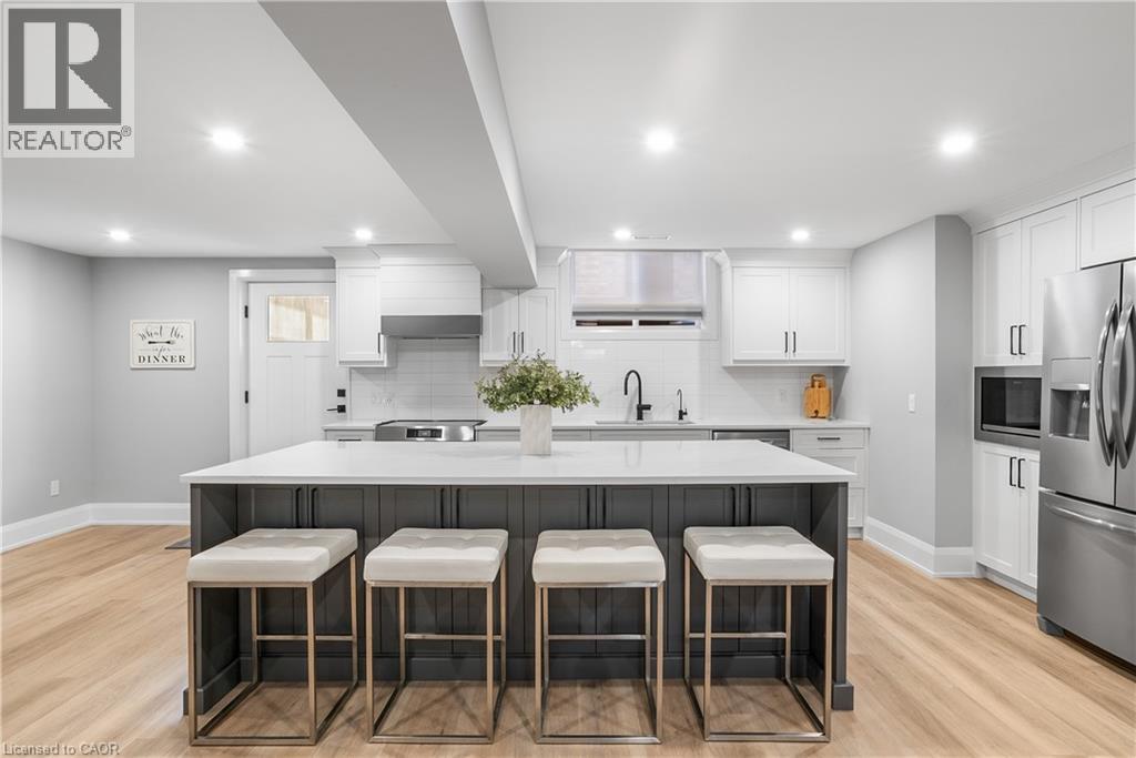 2 Cloverlea Crescent, St. George, ON - Indoor