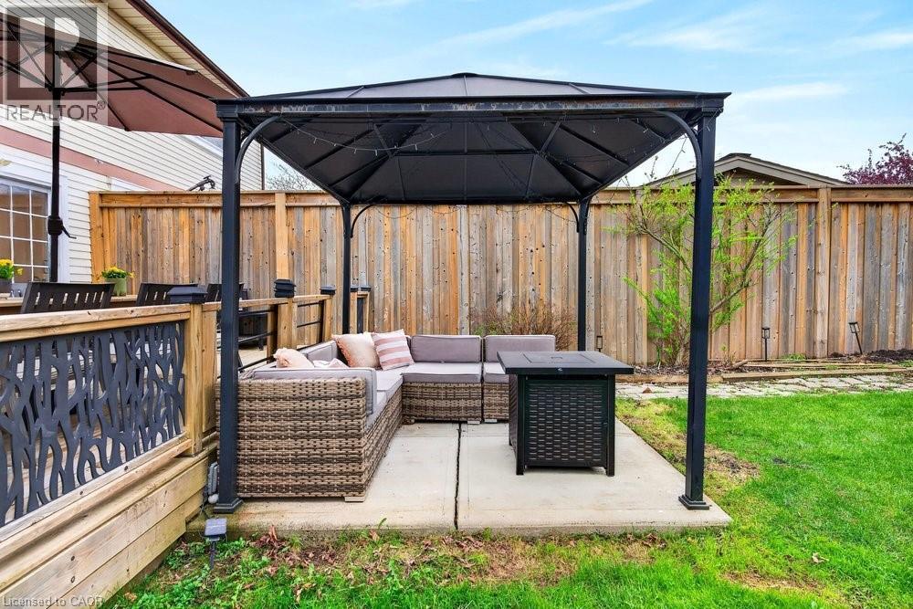 2233 Melissa Crescent, Burlington, ON - Outdoor With Exterior