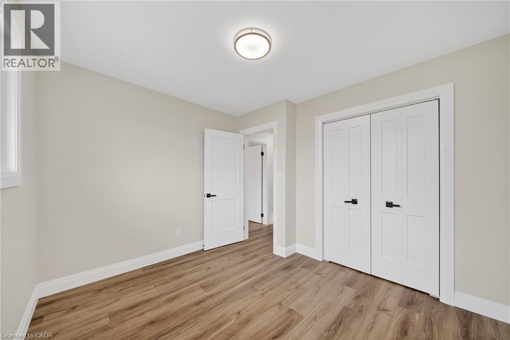 201 Ridge Street, Hamilton, ON - Indoor Photo Showing Other Room