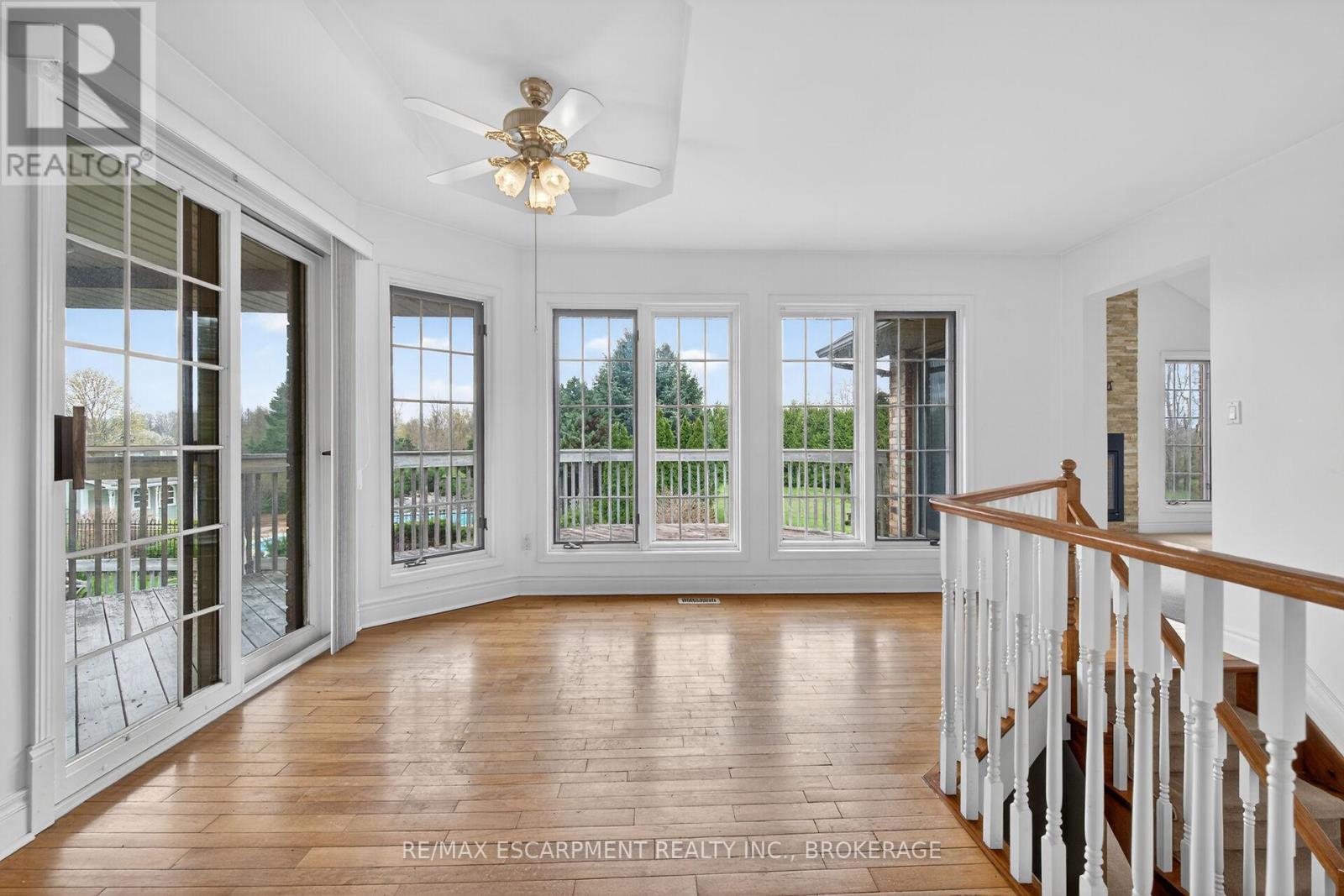 5114 Mount Nemo Crescent, Burlington, ON - Indoor Photo Showing Other Room