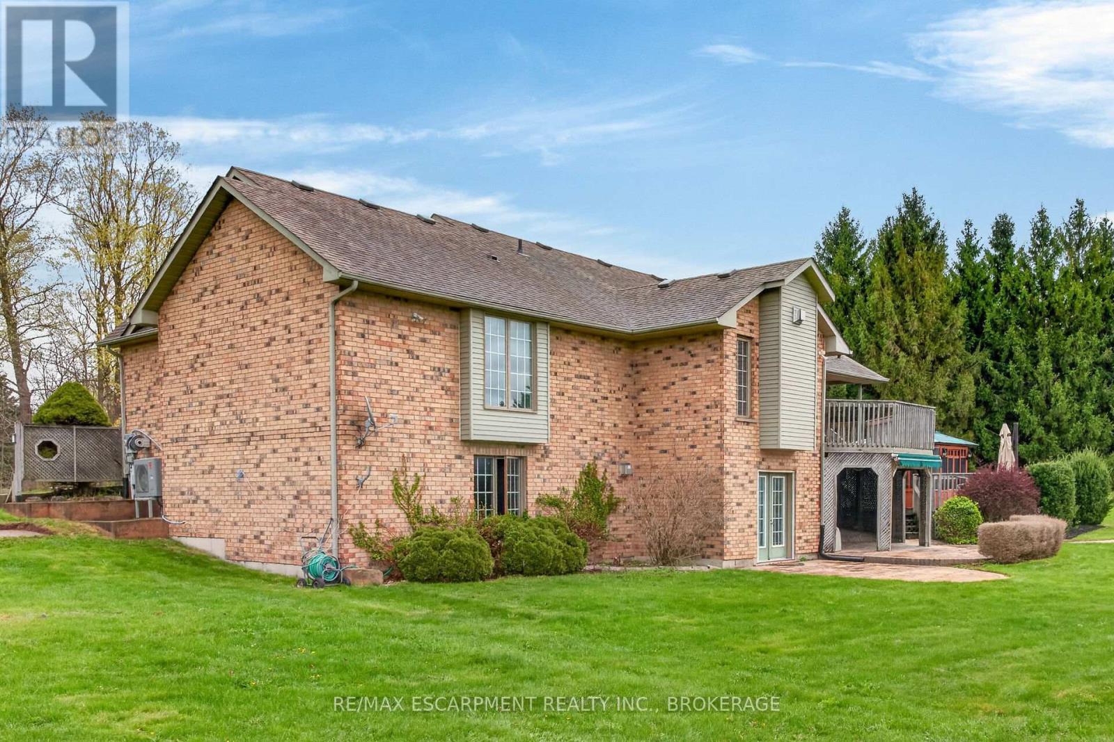 5114 Mount Nemo Crescent, Burlington, ON - Outdoor