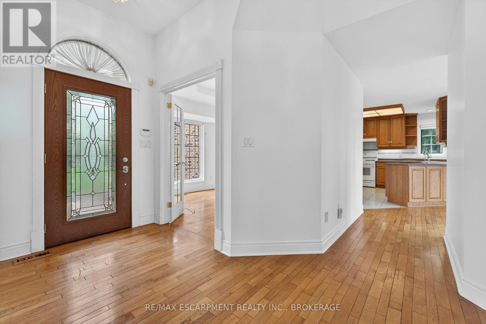 5114 Mount Nemo Crescent, Burlington, ON - Indoor Photo Showing Other Room