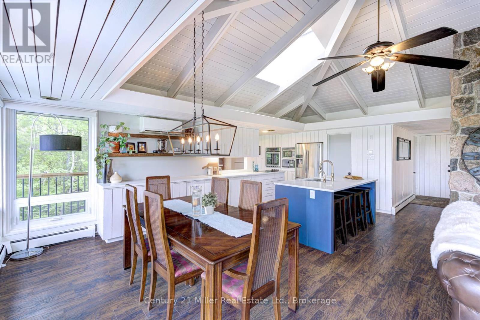50 Greensview Drive, Kitchener, ON - Indoor Photo Showing Dining Room