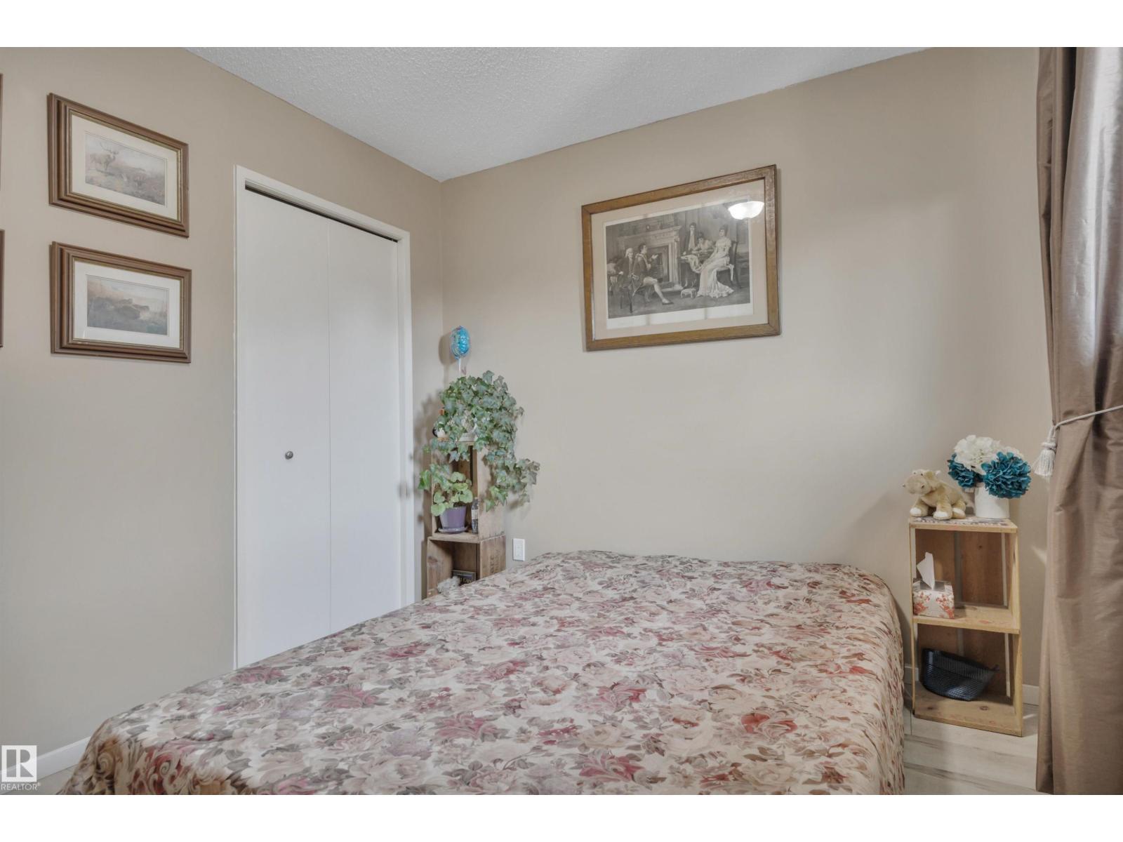 4231 39 Av, Leduc, AB - Indoor Photo Showing Bedroom