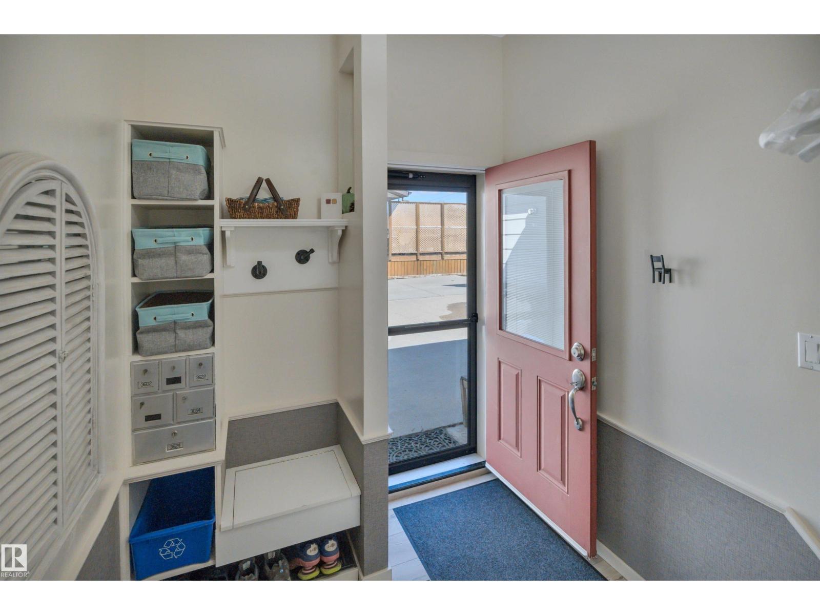 4231 39 Av, Leduc, AB - Indoor
