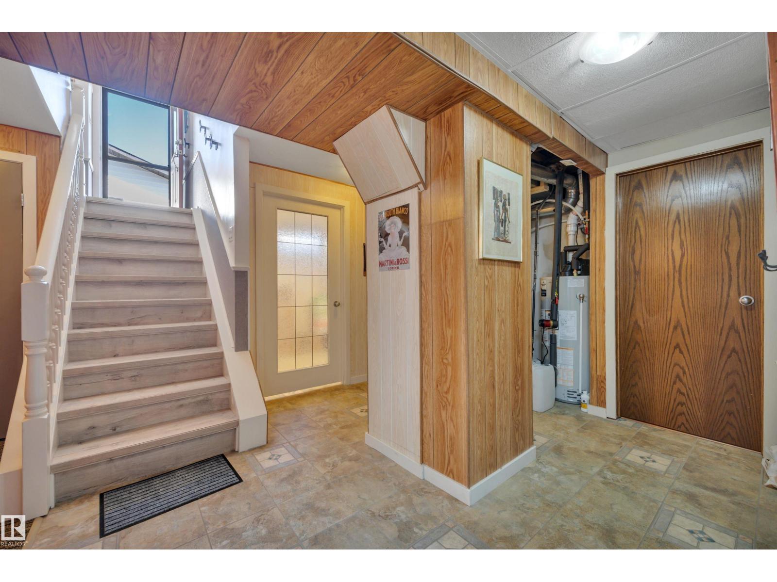 4231 39 Av, Leduc, AB - Indoor Photo Showing Other Room