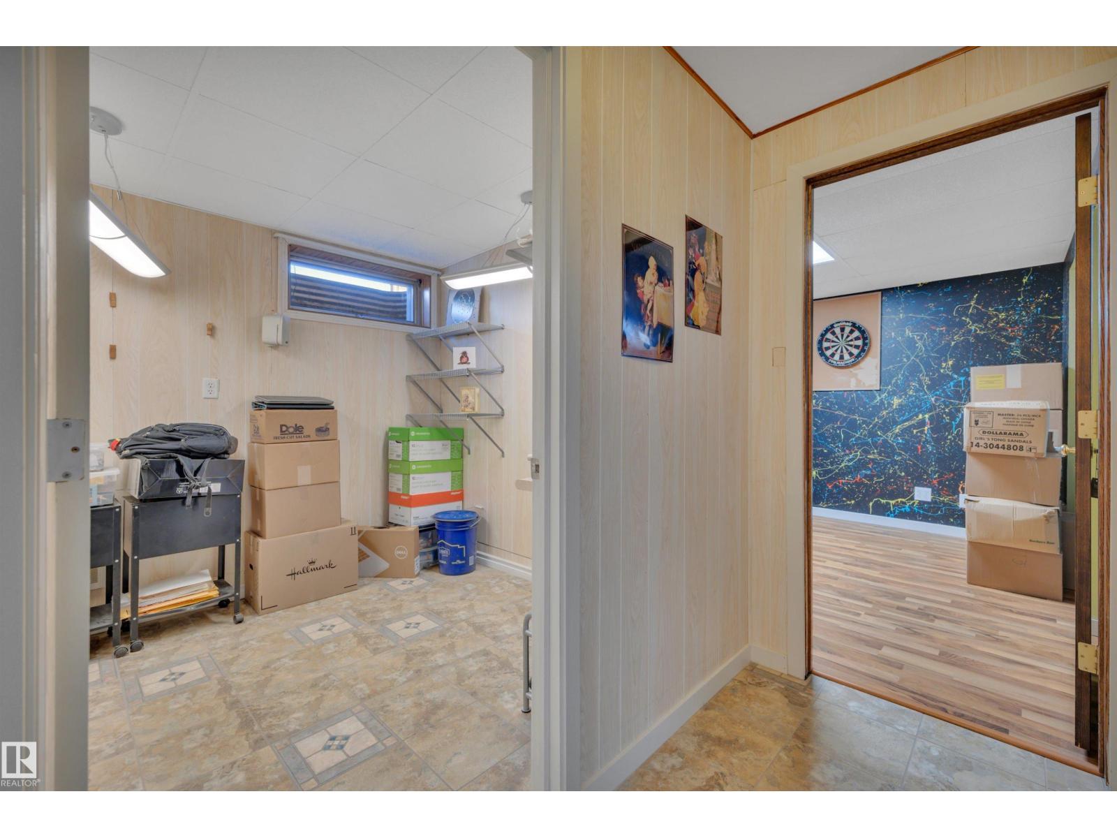 4231 39 Av, Leduc, AB - Indoor