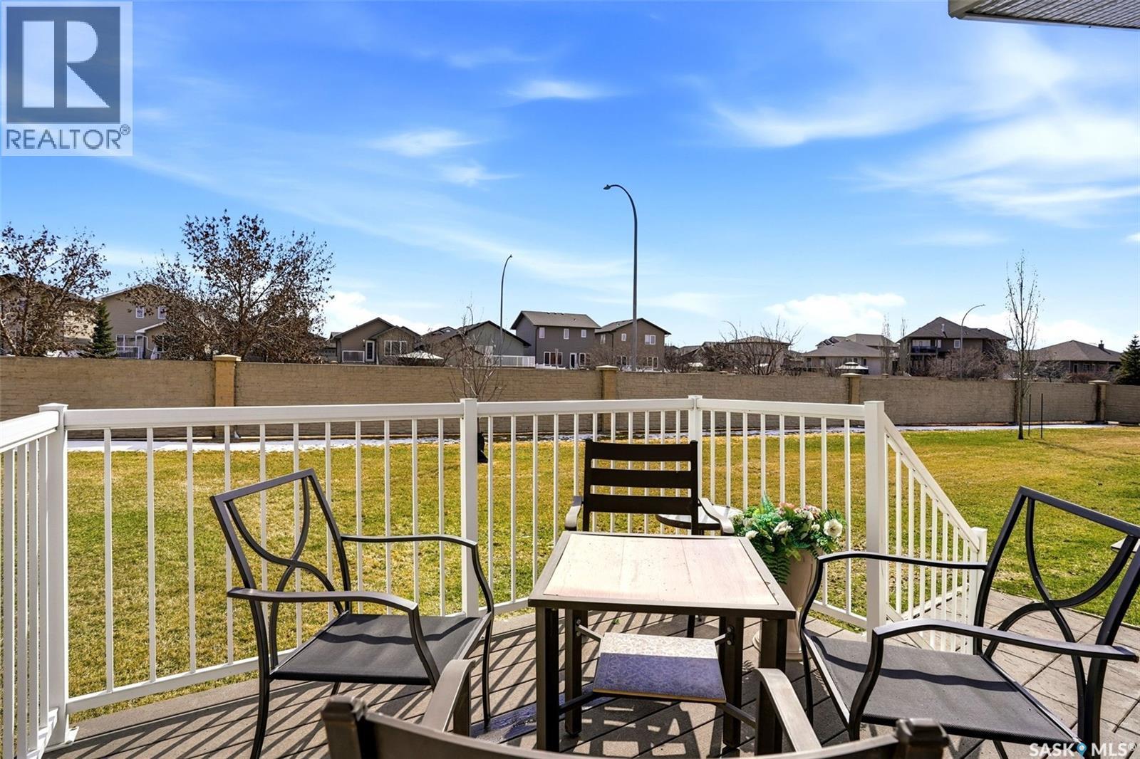 3 4101 Preston Crescent, Regina, SK - Outdoor With Deck Patio Veranda