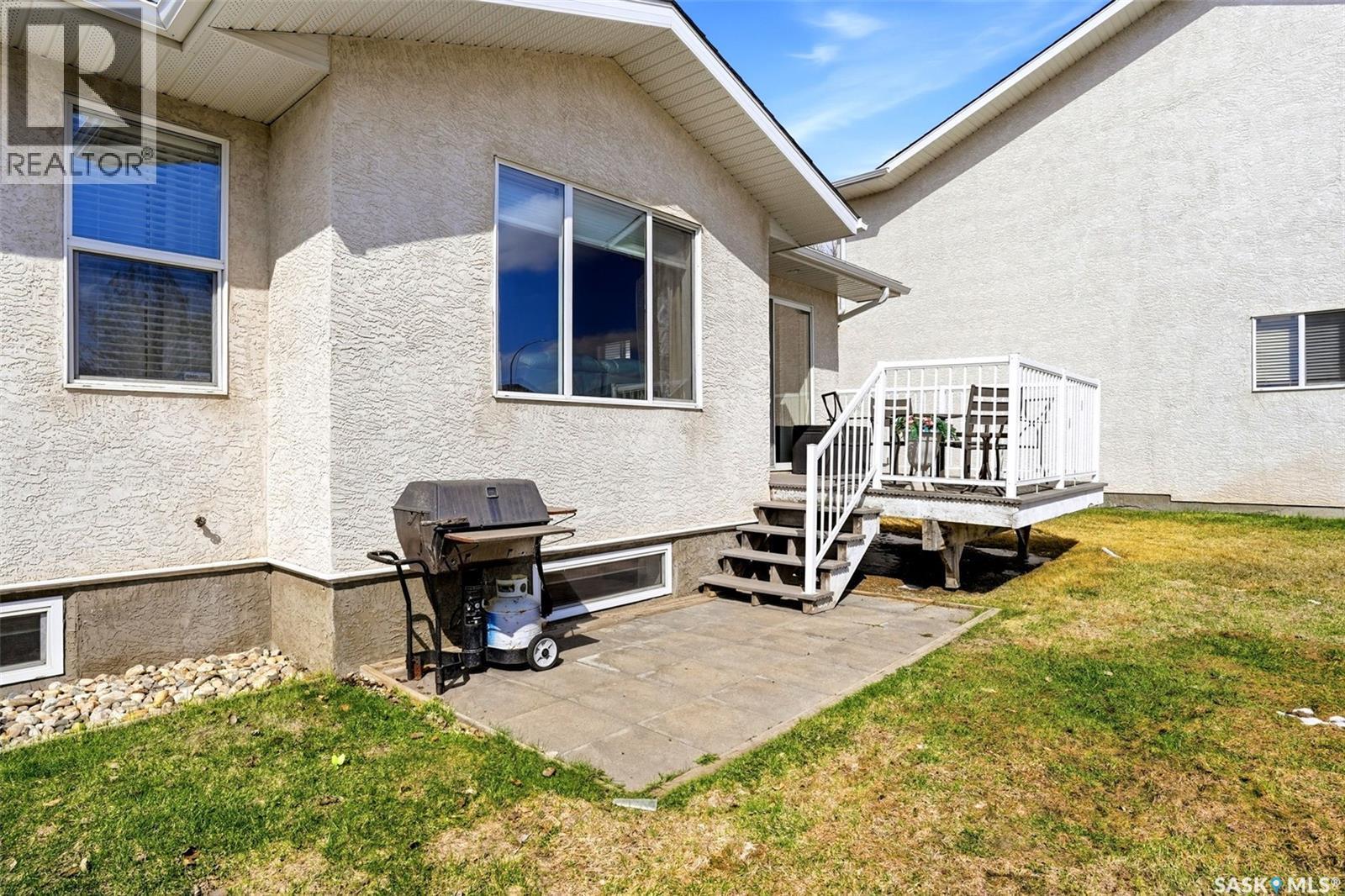 3 4101 Preston Crescent, Regina, SK - Outdoor With Exterior