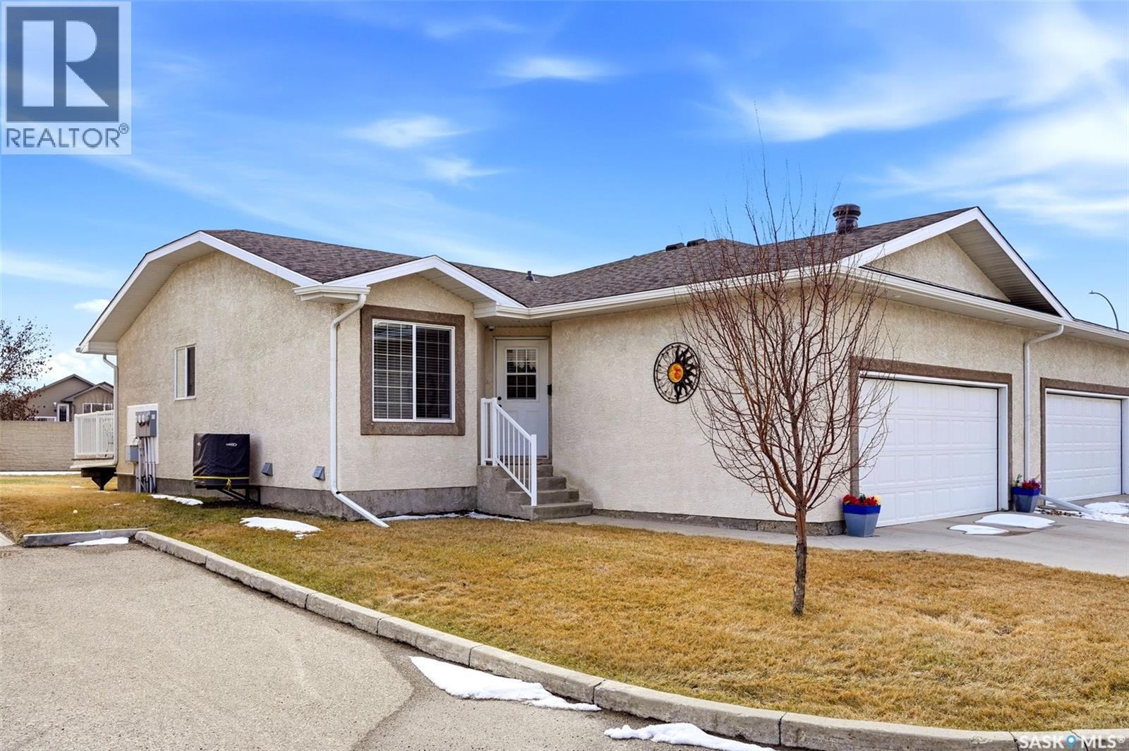 3 4101 Preston Crescent, Regina, SK - Outdoor