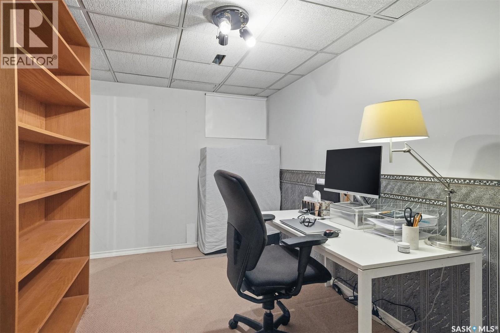25 Tupper Crescent, Saskatoon, SK - Indoor Photo Showing Office