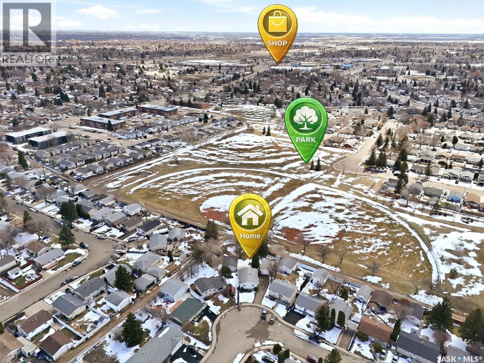 25 Tupper Crescent, Saskatoon, SK - Outdoor With View