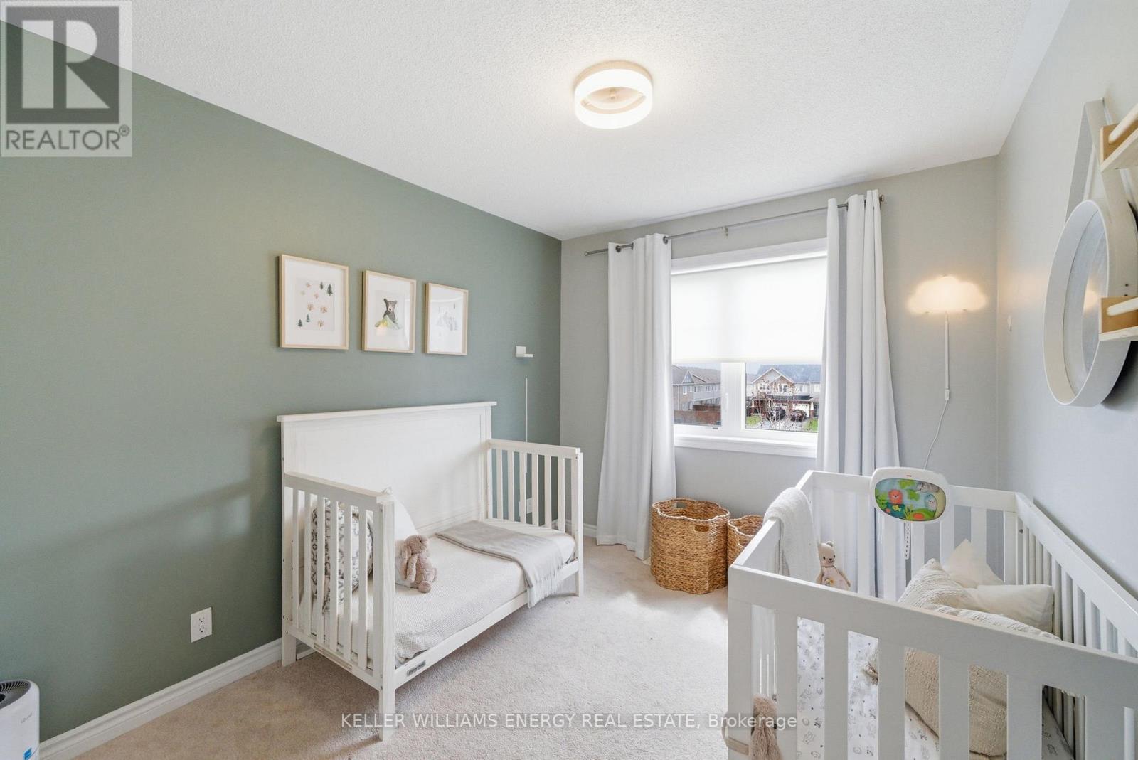 98 Tabaret Crescent, Oshawa (Windfields), ON - Indoor Photo Showing Bedroom