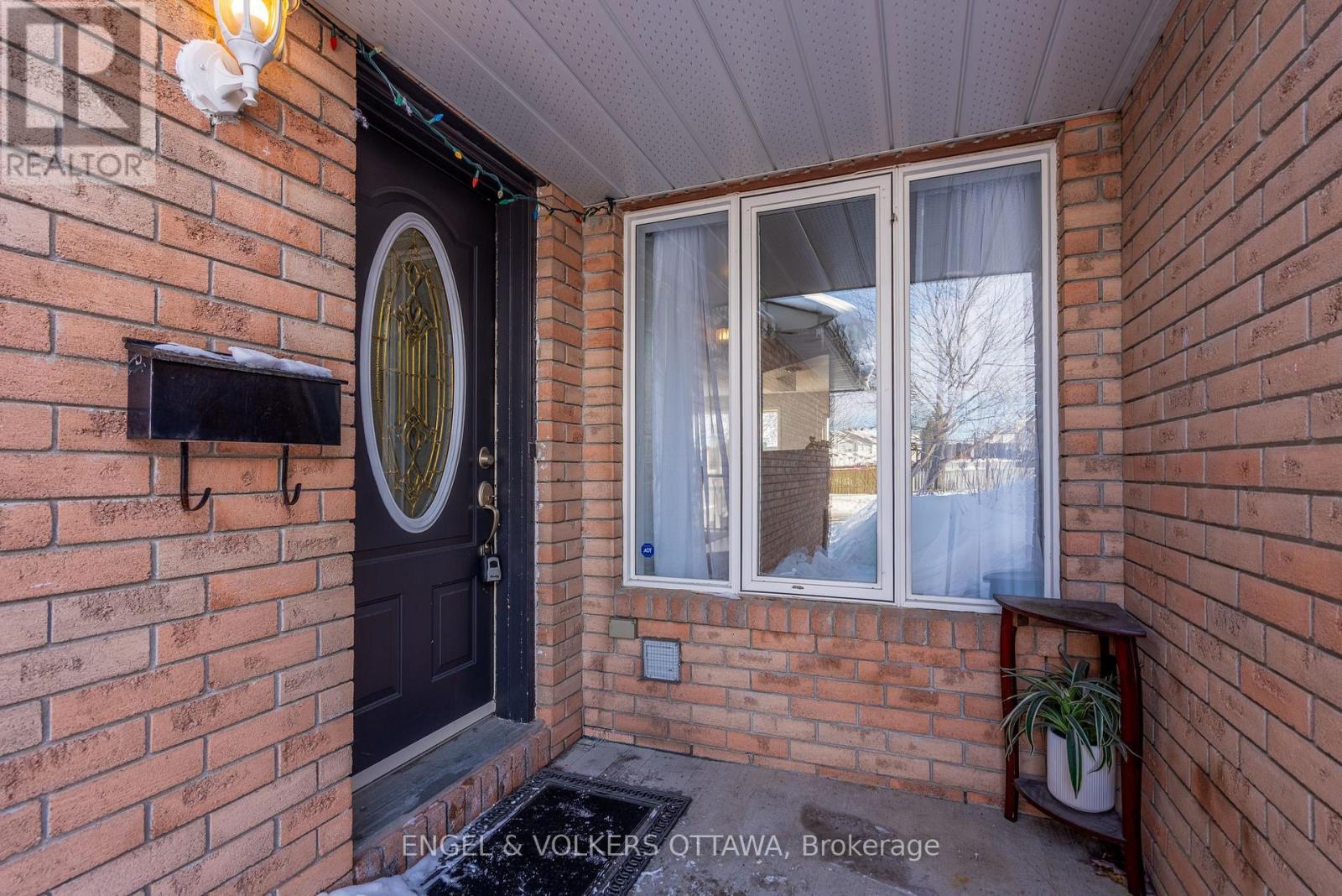 783 Nesting Way, Ottawa, ON - Outdoor With Exterior