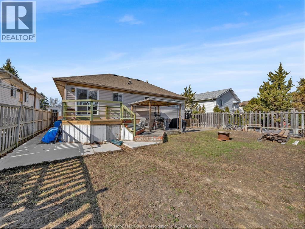 2848 Southridge, Windsor, ON - Outdoor