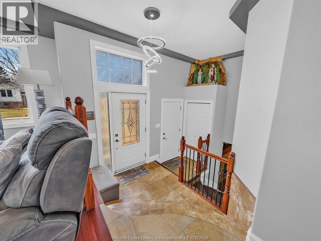 2848 Southridge, Windsor, ON - Indoor Photo Showing Other Room