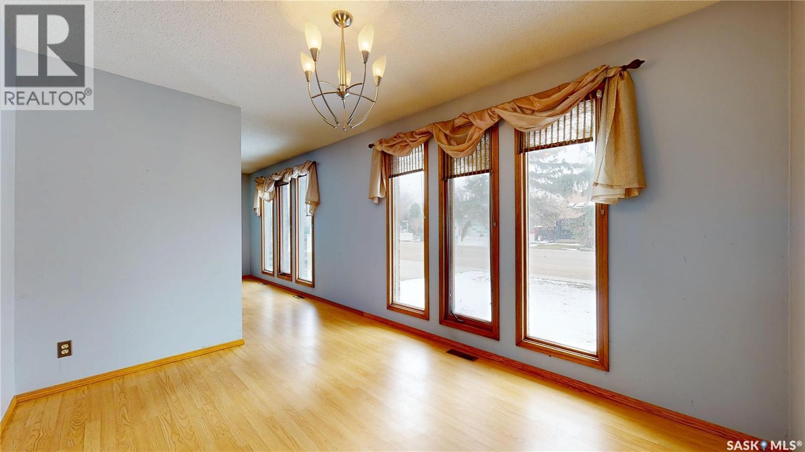 114 Windfield Road, Regina, SK - Indoor Photo Showing Other Room