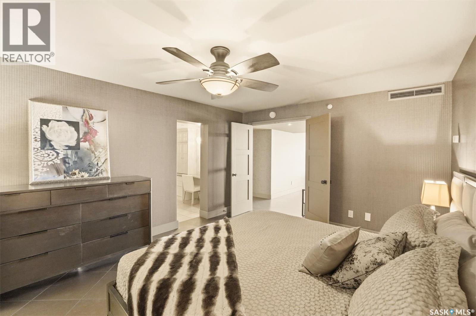 1001 730 Spadina Crescent E, Saskatoon, SK - Indoor Photo Showing Bedroom