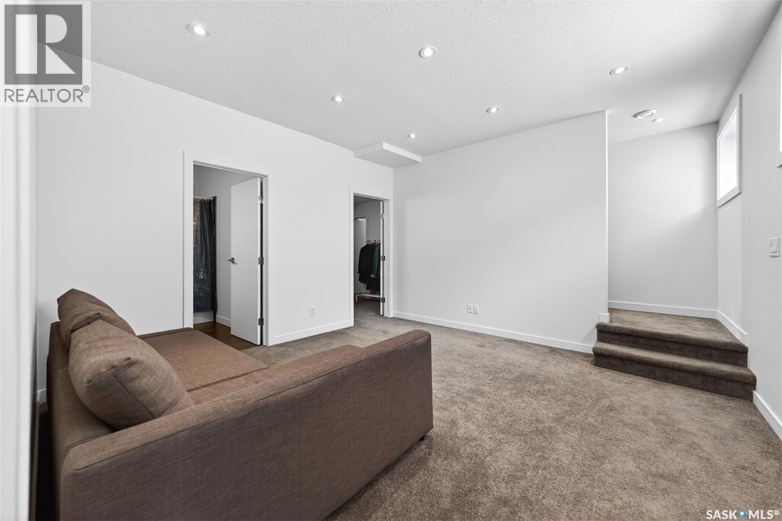 5501 Norseman Crescent, Regina, SK - Indoor Photo Showing Other Room