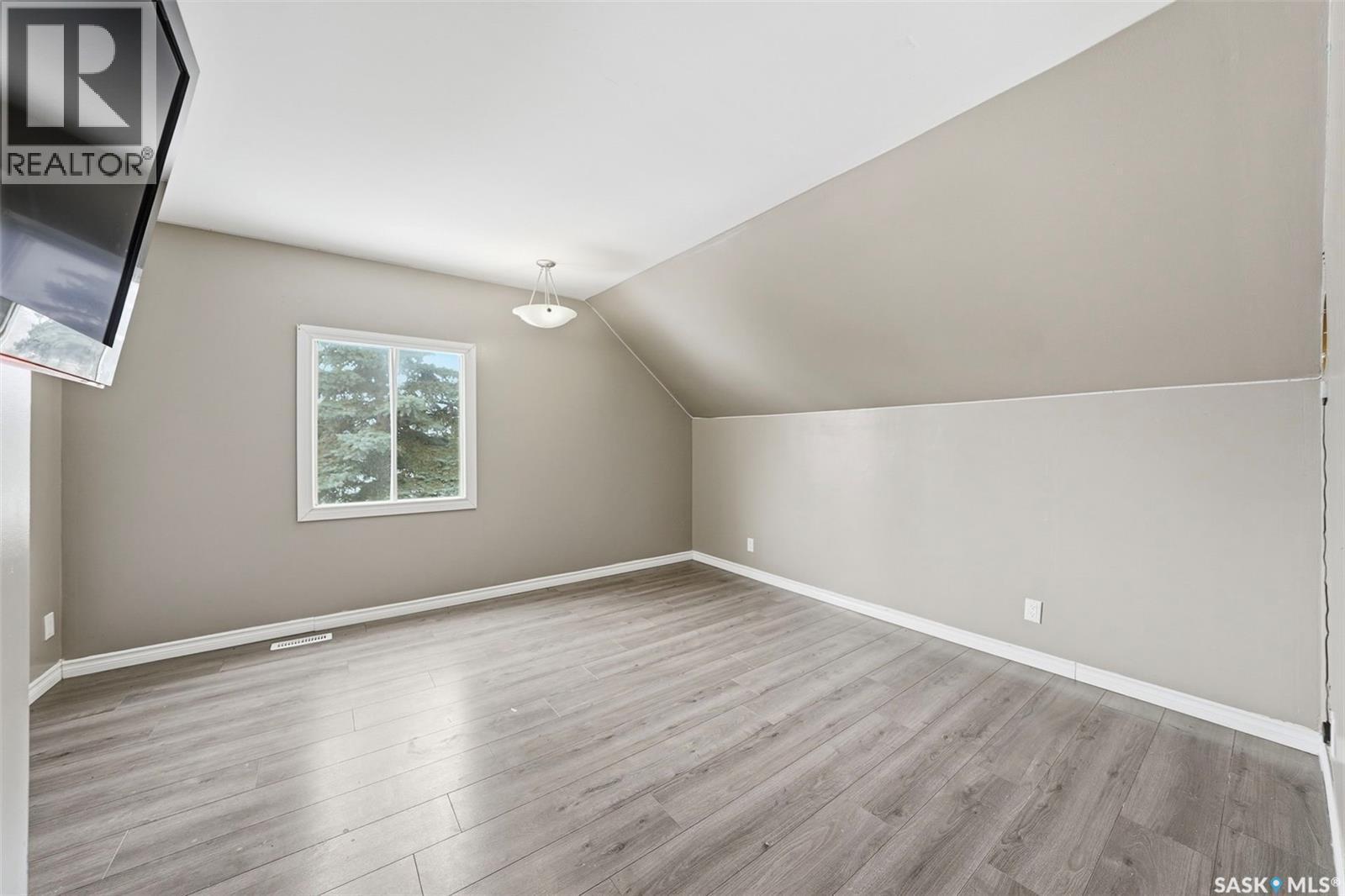 537 7Th Street E, Prince Albert, SK - Indoor Photo Showing Other Room