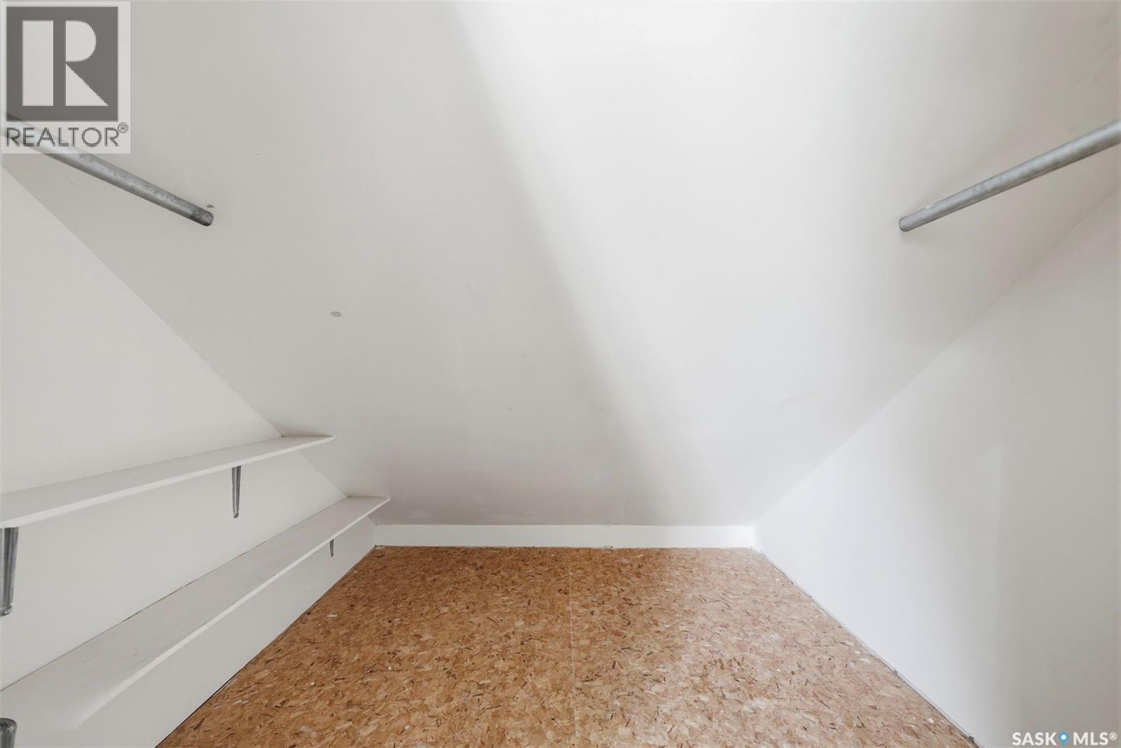 537 7Th Street E, Prince Albert, SK - Indoor Photo Showing Other Room
