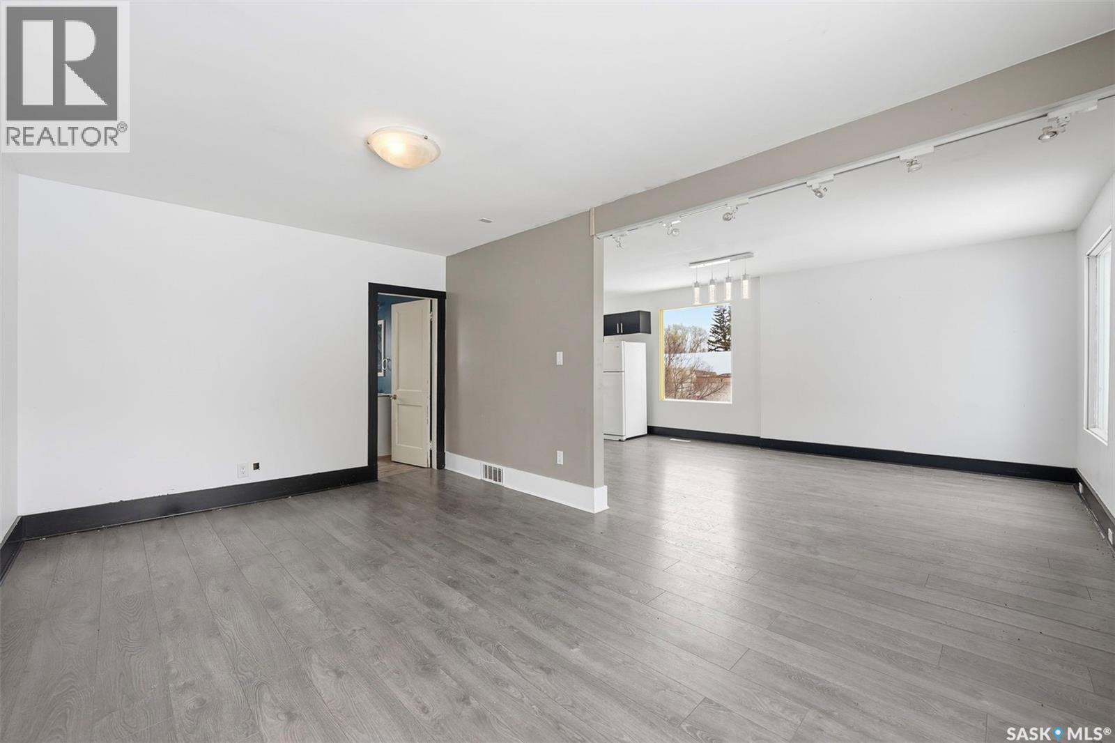 537 7Th Street E, Prince Albert, SK - Indoor Photo Showing Other Room