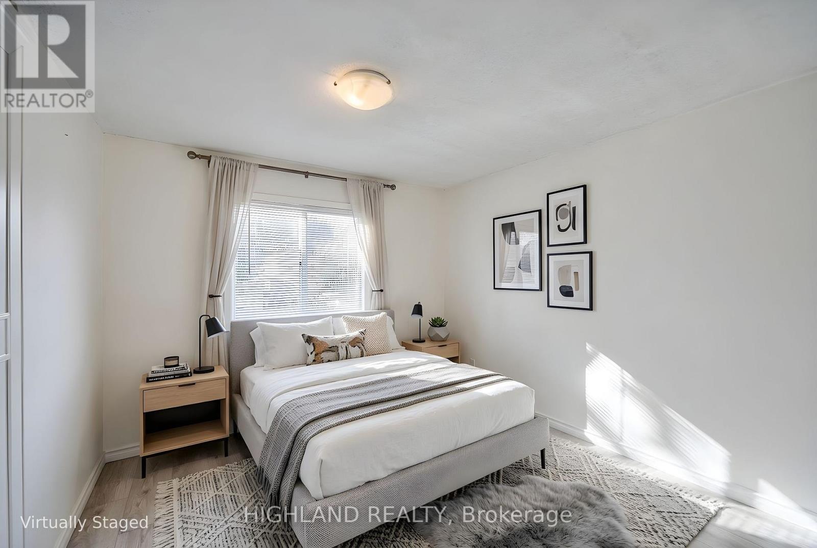6455 Tisler Crescent, Mississauga, ON - Indoor Photo Showing Bedroom