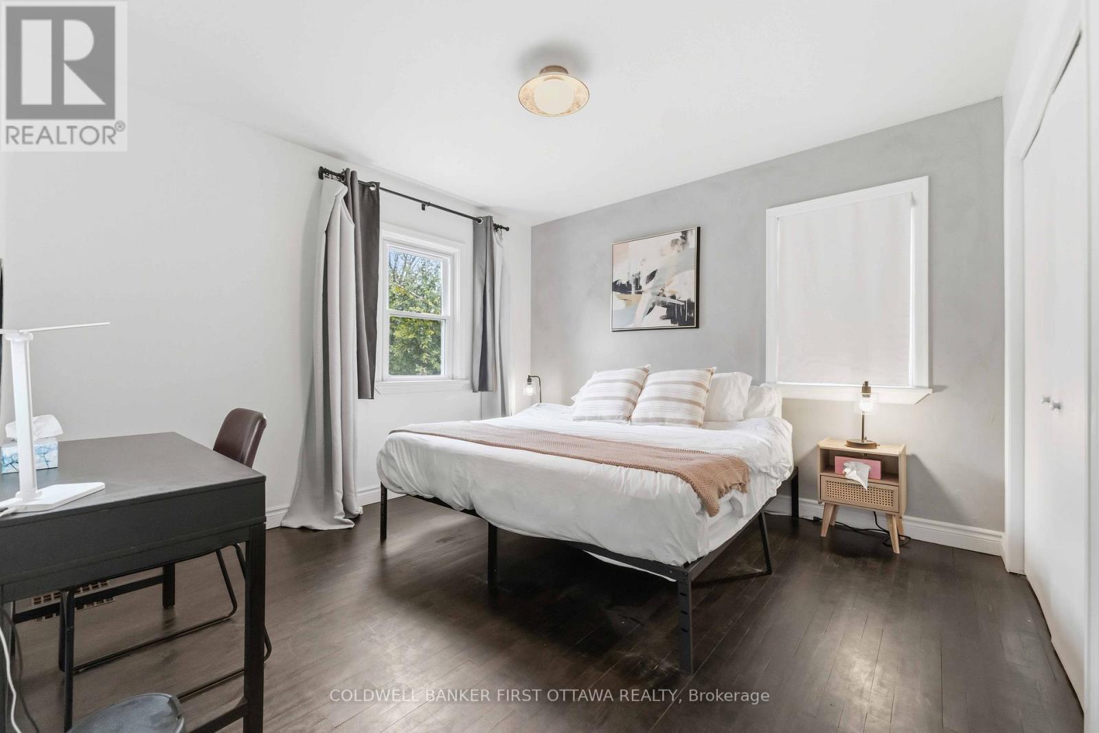 260 Keyworth Avenue, Ottawa, ON - Indoor Photo Showing Bedroom